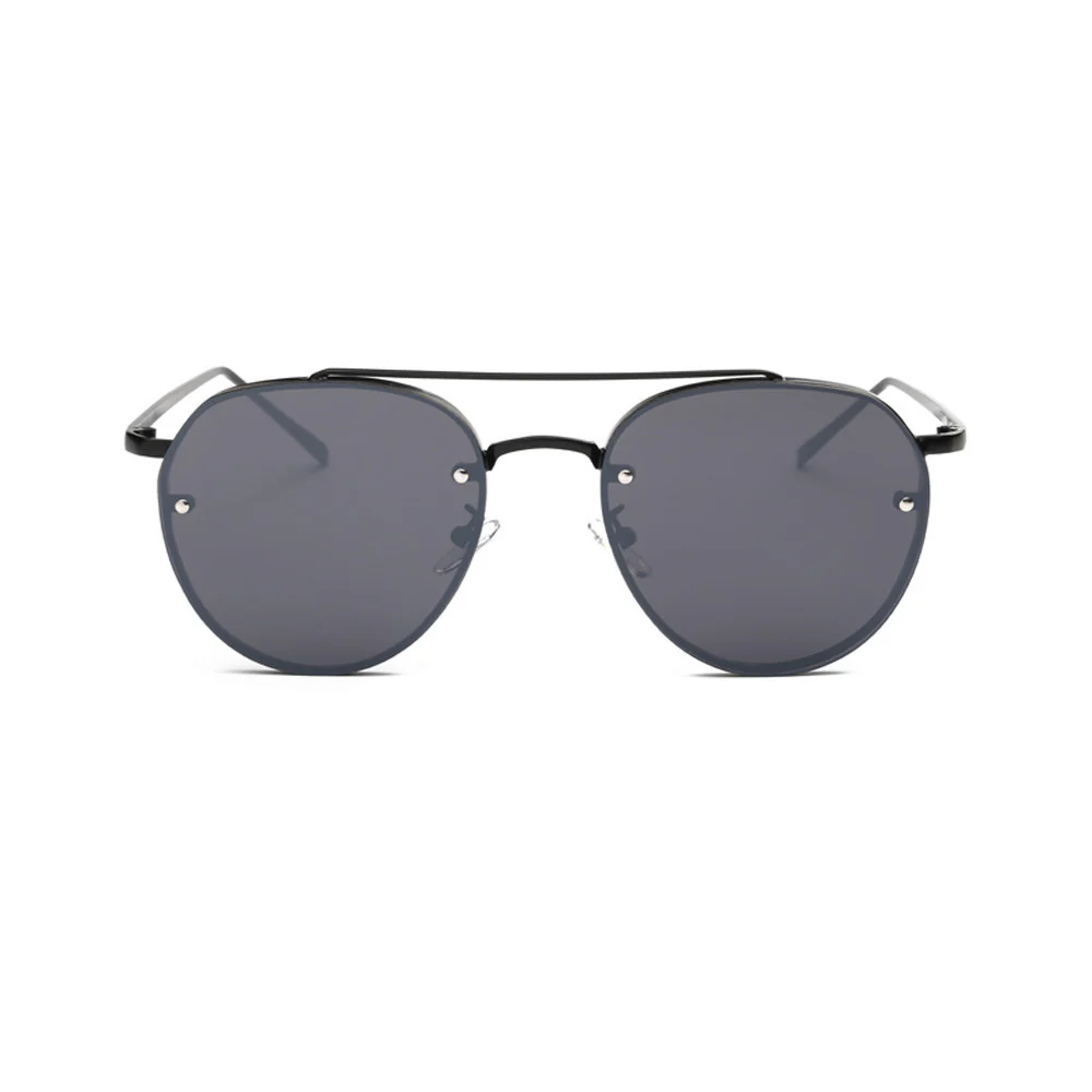 Chic Metal Frame Sunglasses