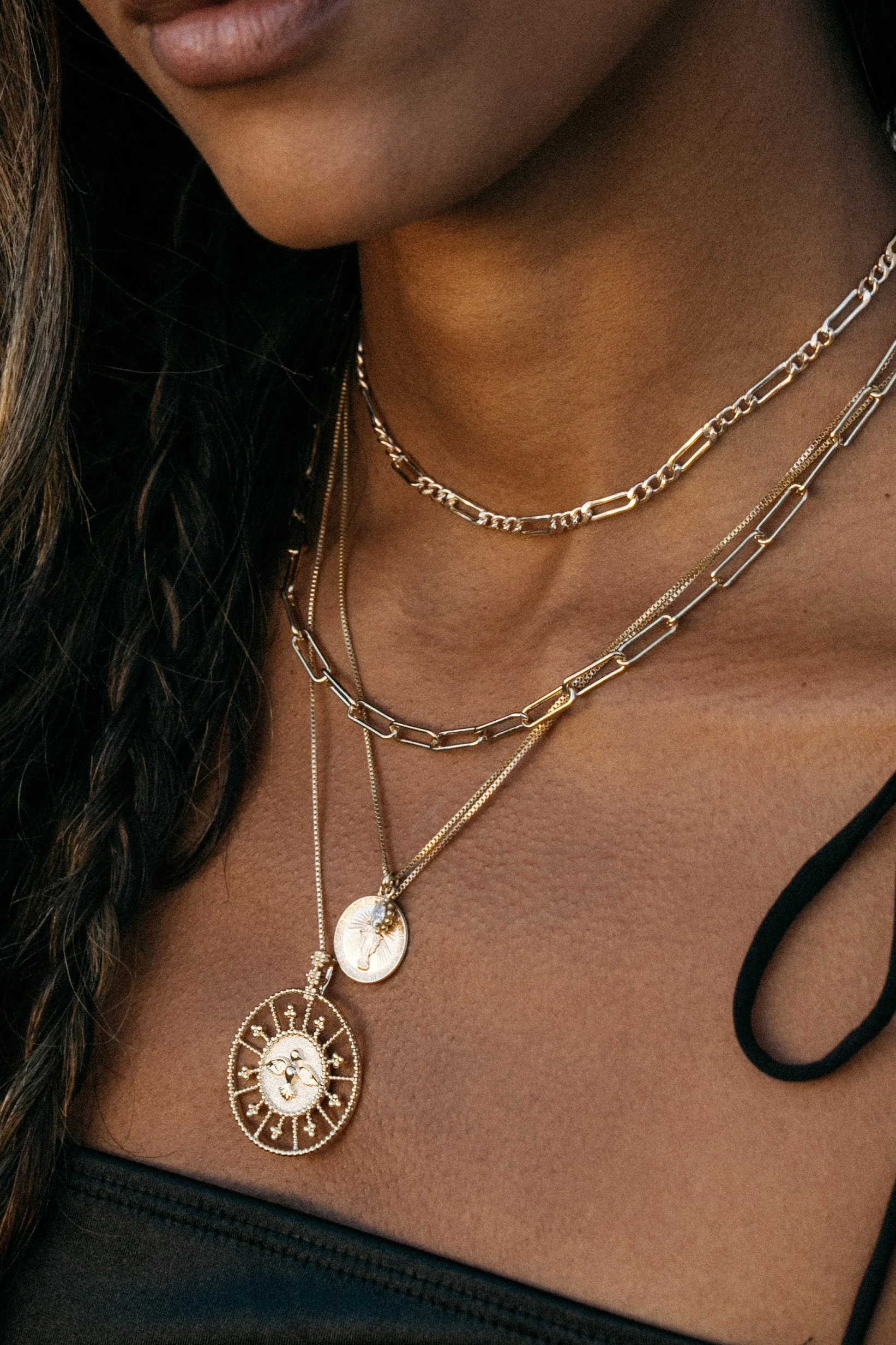 Elegant Coin Pendant Necklace